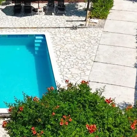 Krnic By Guide Konjevrate