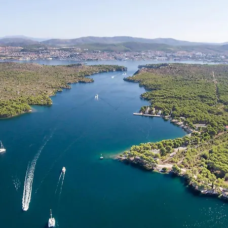 Krnic By Guide Villa Konjevrate