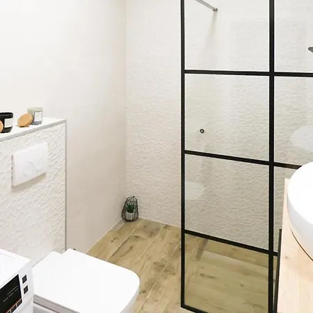 Krnic By Guide * Konjevrate